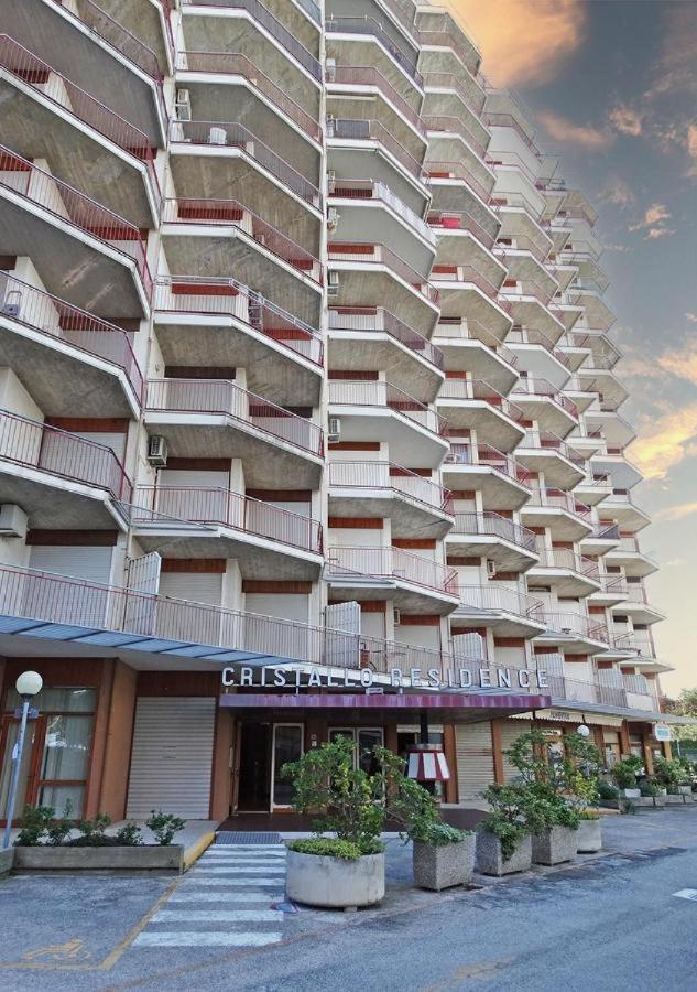 Apartamento Splendido Attico, Piscina E Vista Mare Lignano Sabbiadoro Exterior foto